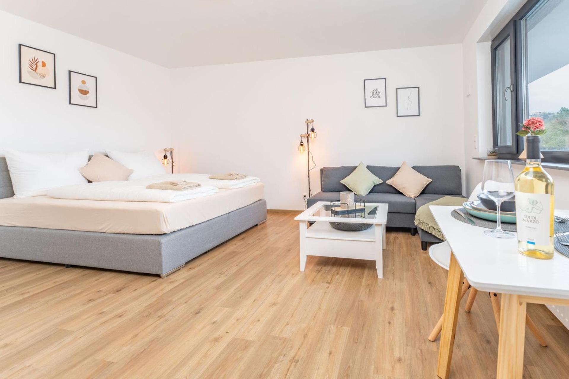 Modernes Apartment Mit Privatem Stellplatz Wenige Minuten Von Der Innenstadt & Mosel Кобленц Екстер'єр фото